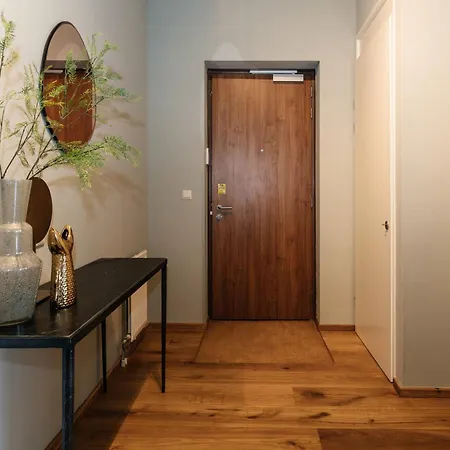 Bizstay Harbour Iv Apartment *
